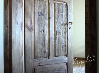 s,120,drewniane-drzwi-ze-starego-drewna-kasetonowe.html
